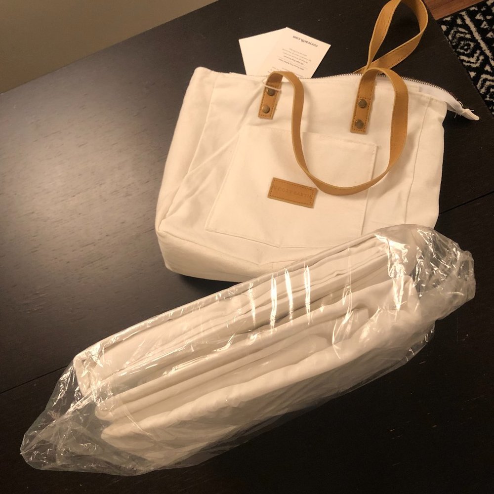 Cozy Earth Bamboo White Queen Sized Sheets 100% Premium Viscose Brand New